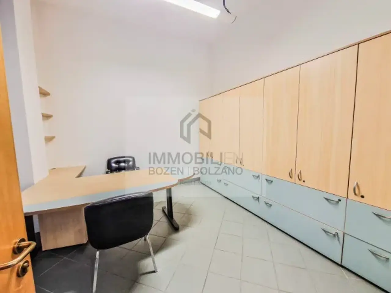 Ufficio in Via Marlengo 19, Merano, {3} - Foto 1