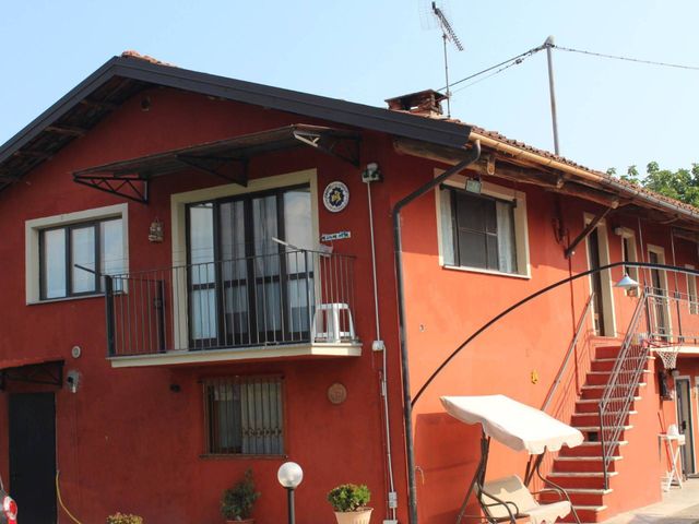 4-room flat in Via Poetto, Revello - Photo 1