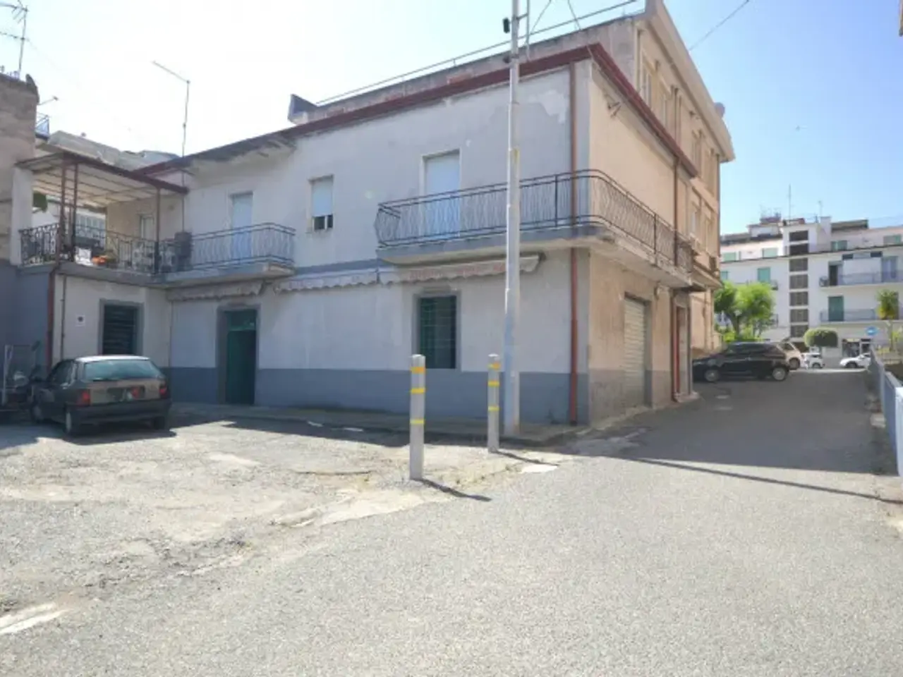 Locale commerciale in Corigliano-Rossano - Via Gioacchino Rossini, 8, Corigliano-Rossano, {3} - Foto 1