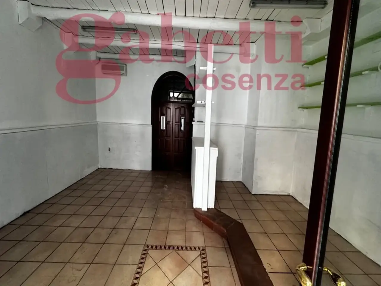 Magazzino in Cosenza Via Miceli 21, Cosenza, {3} - Foto 2