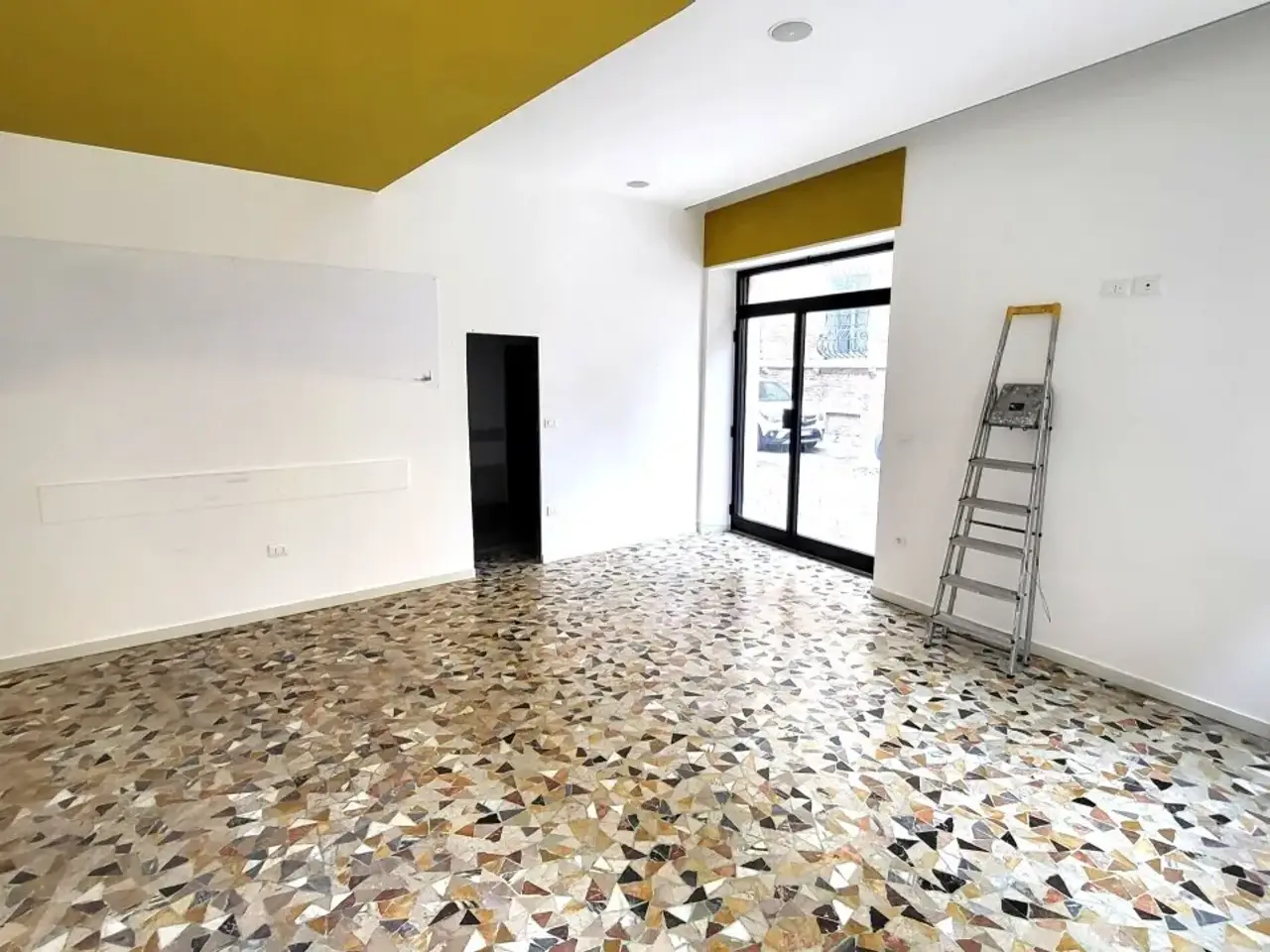 Palazzina commerciale in , Senigallia, {3} - Foto 2