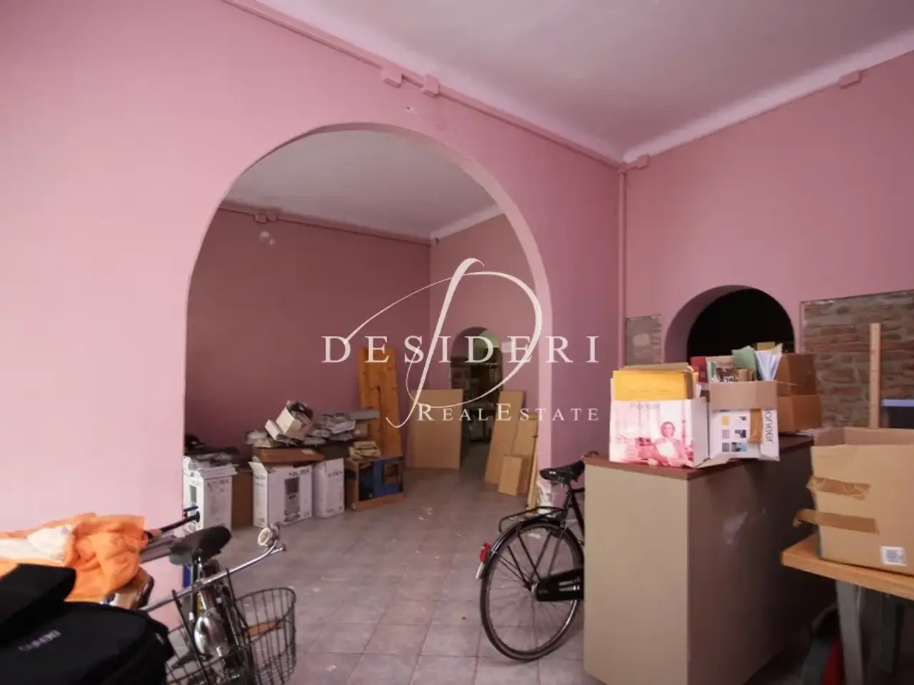 Locale commerciale in Via Vinzaglio 58100 Grosseto, Grosseto, {3} - Foto 2