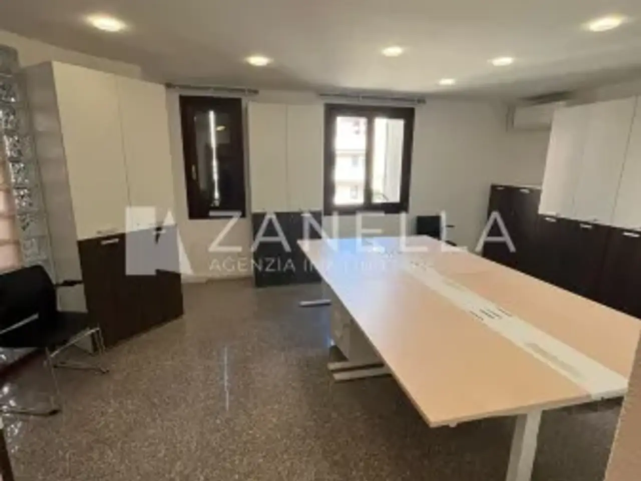 Ufficio in Via Podgora, Castelfranco Veneto, {3} - Foto 1