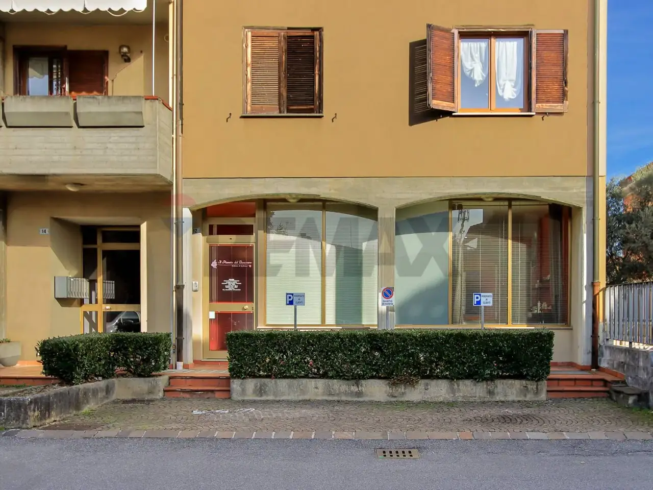 Negozio in Don Luigi Rocchi 12, Dalmine, {3} - Foto 1