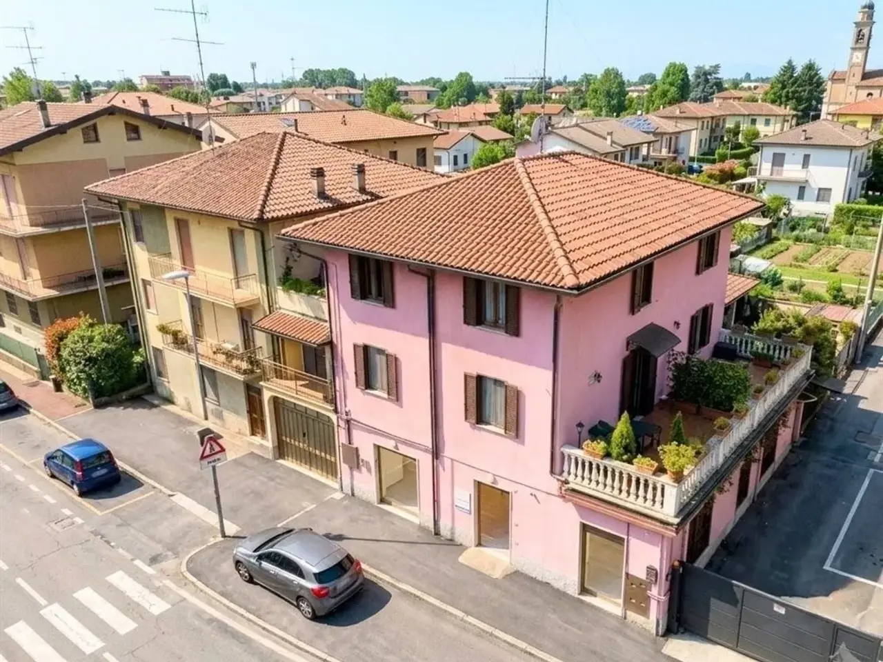 Negozio in Via Piave 8, Scanzorosciate, {3} - Foto 2