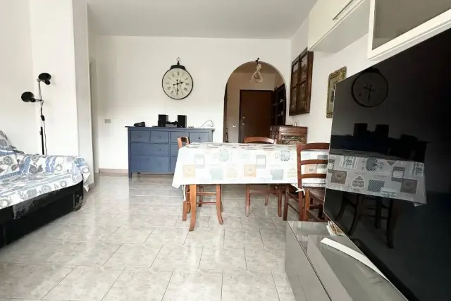 4-room flat in {3}, - Photo 1