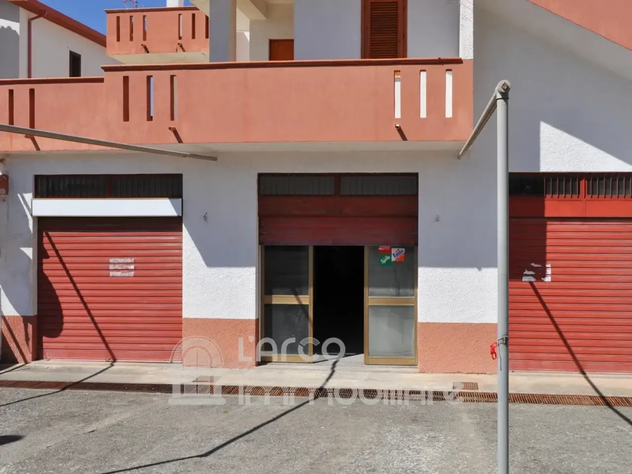 Locale commerciale in Via Alcide De Gasperi  | Sangineto  (Cosenza), Sangineto, {3} - Foto 2