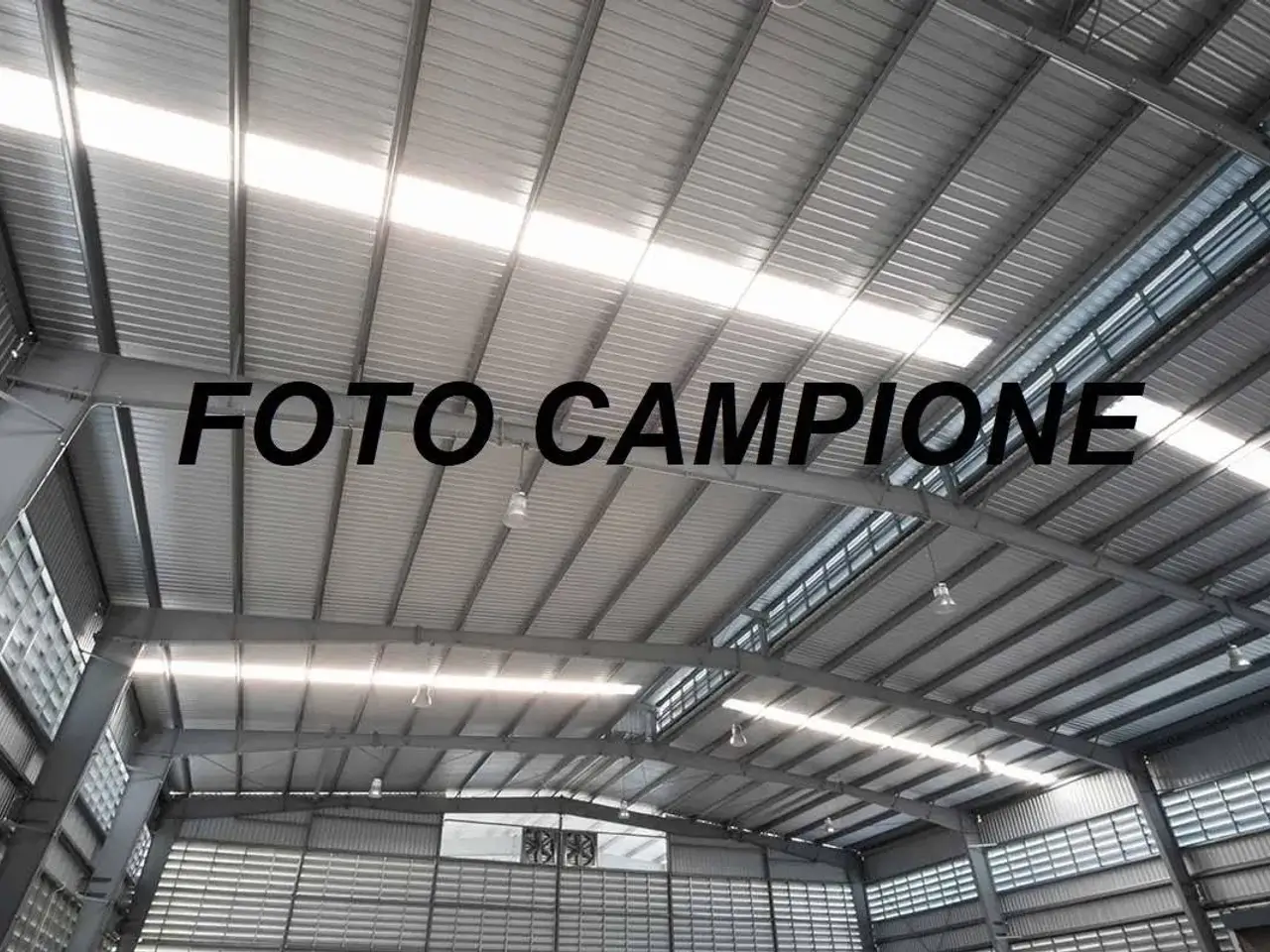 Capannone in Viale dell'Industria, Trissino, {3} - Foto 1