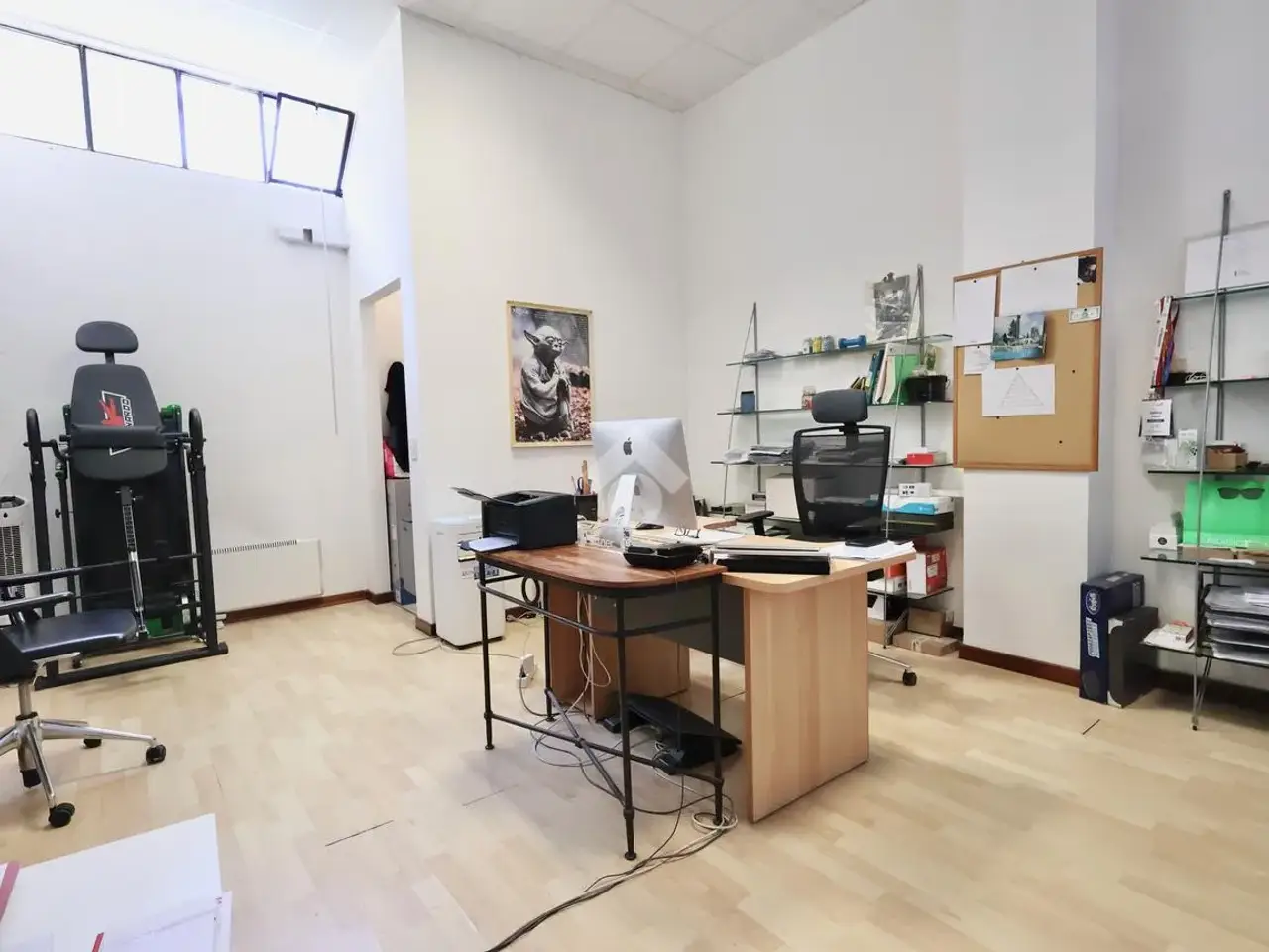 Negozio in Via Sante Vincenzi 00, Reggio Emilia, {3} - Foto 1