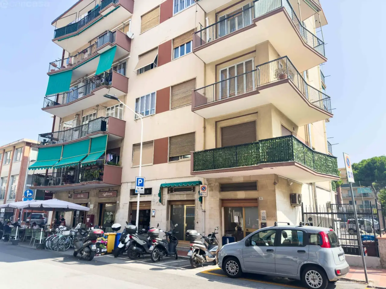 Magazzino in Via Giordano 21, Imperia, {3} - Foto 1