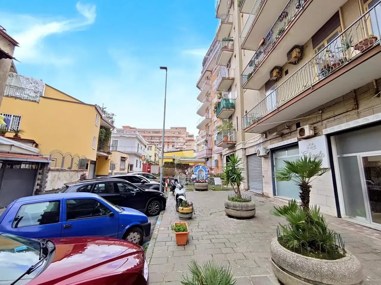 Negozio in Via Catello Marano 12, Castellammare Di Stabia, {3} - Foto 2