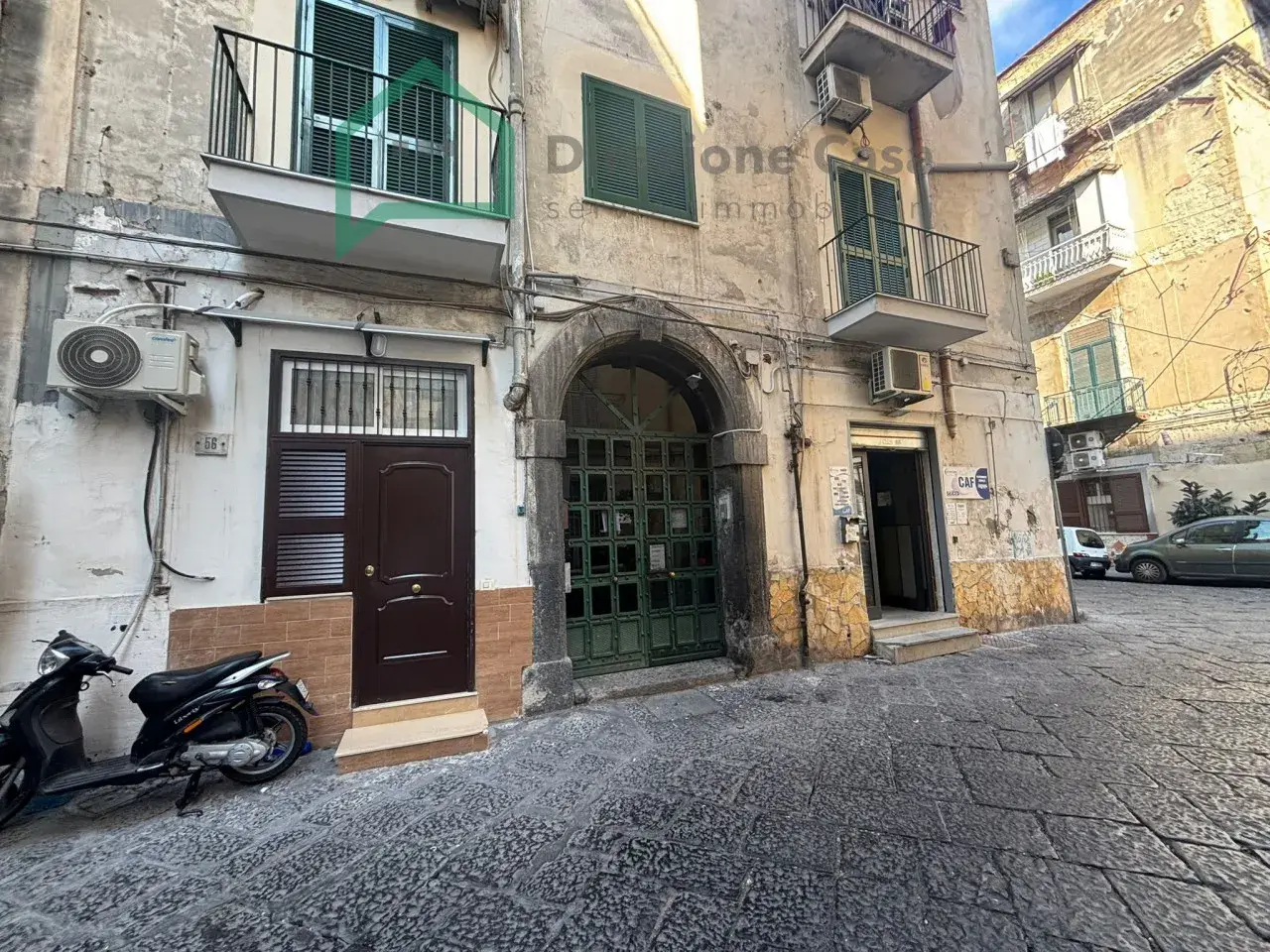 Magazzino in Vico Tutti Sant, 54, Napoli, {3} - Foto 1