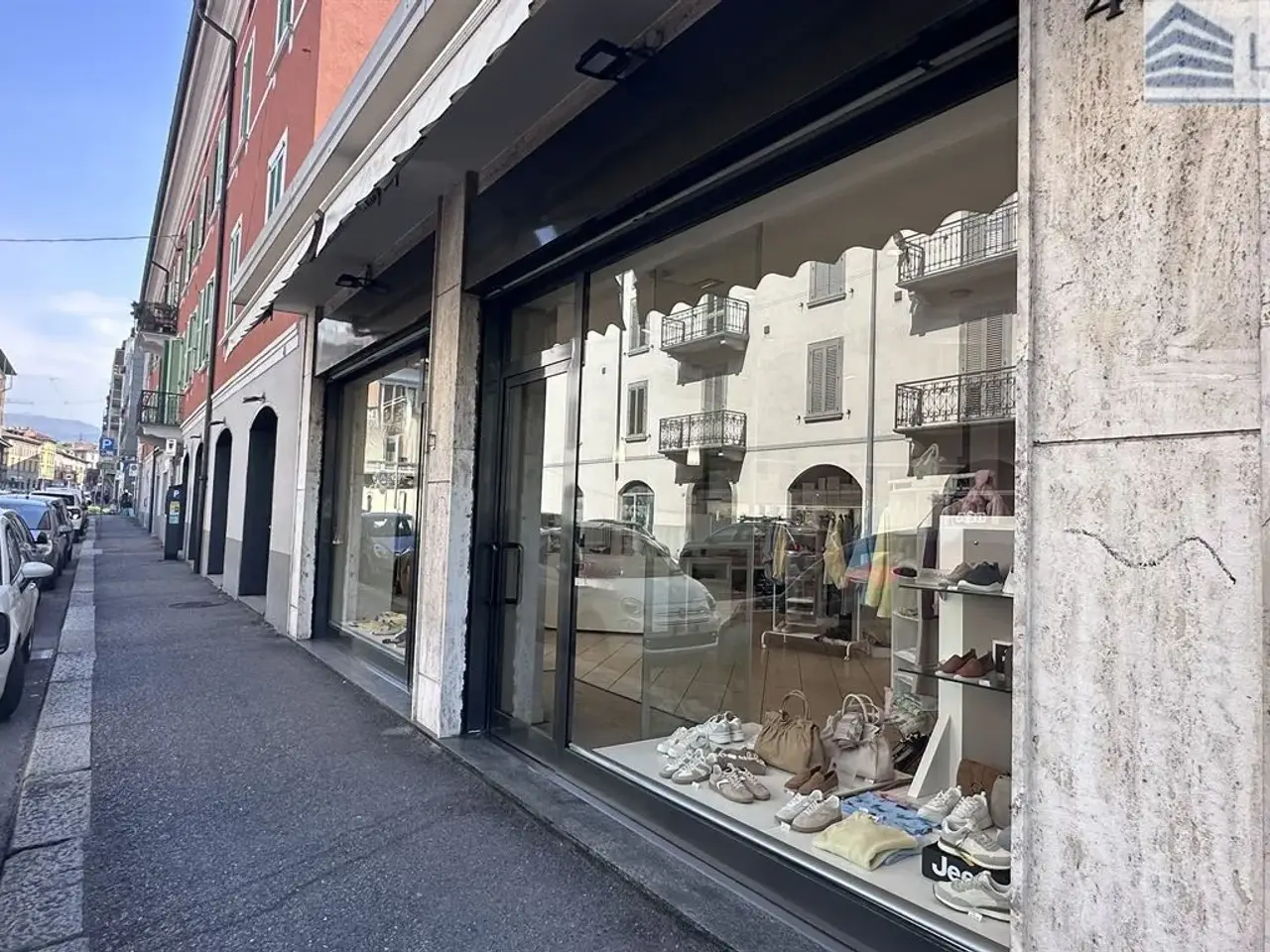 Negozio in Via Don Luigi Palazzolo 43, Bergamo, {3} - Foto 2