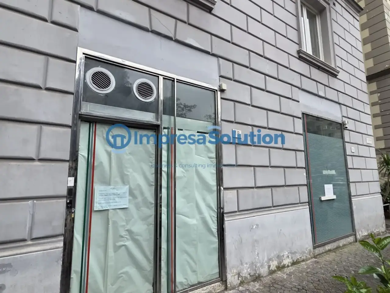 Negozio in Piazza San Pasquale, Napoli, {3} - Foto 2