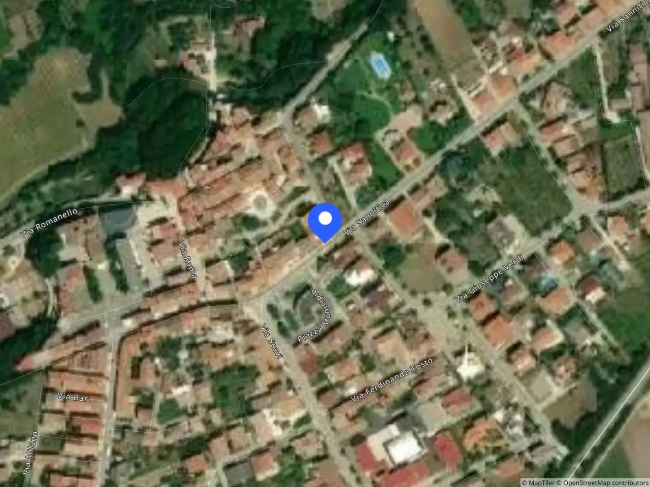 Magazzino in Via Strada Provinciale Sannitica 87 11 87, Castelvenere, {3} - Foto 1