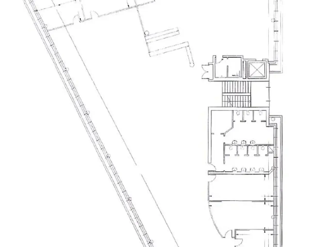 Ufficio in Viale I Maggio 4, Peschiera Borromeo, {3} - Planimetria 1