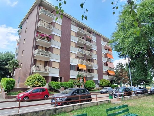 3-room flat in Via Monte Rosa 9, Piossasco - Photo 1