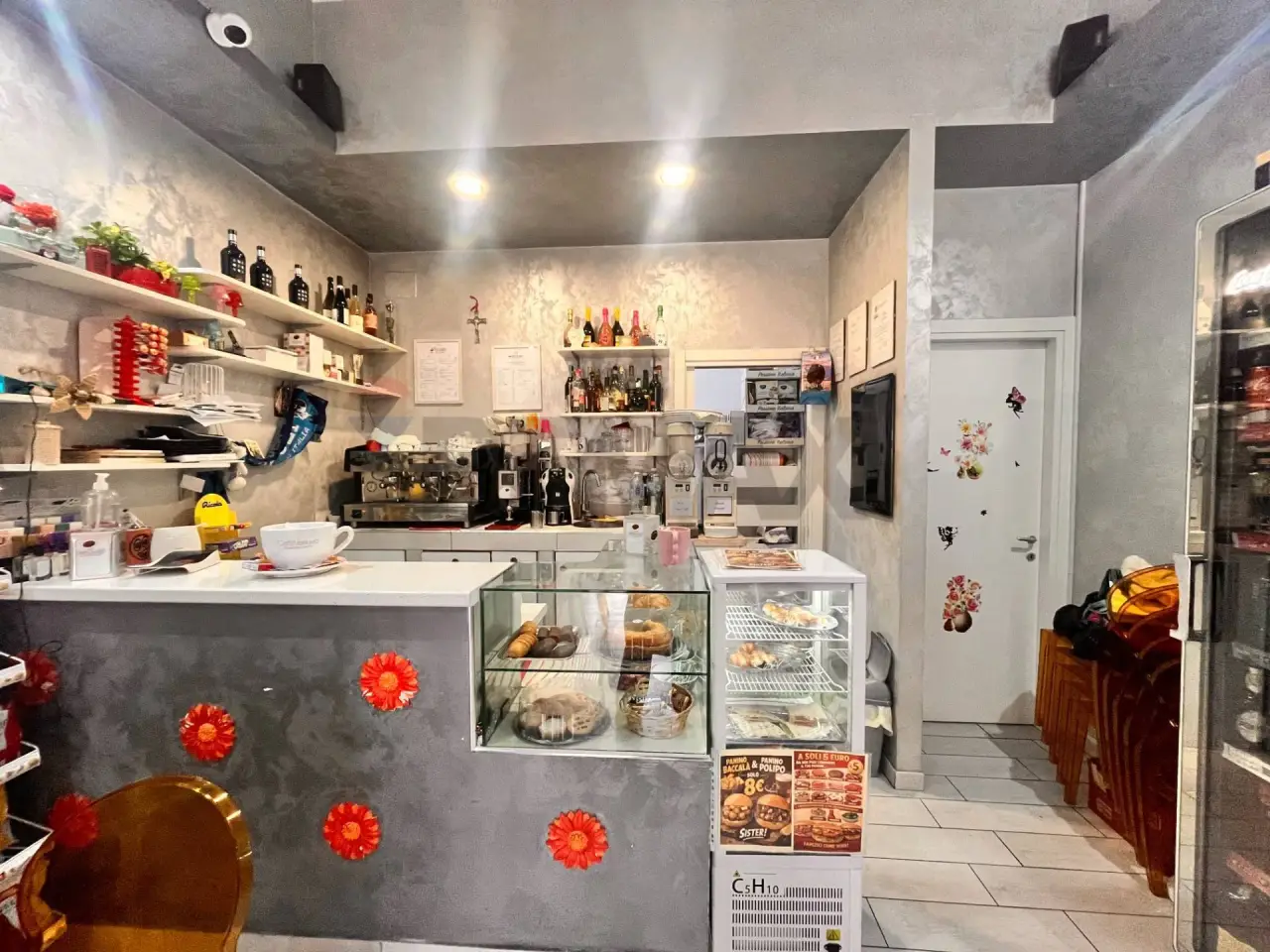 Negozio in Via Ugo Petrella 2, Campobasso, {3} - Foto 1