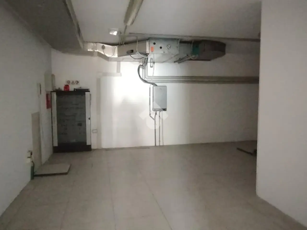 Ufficio in Piazza S. Pertini 72, Caronno Pertusella, {3} - Foto 2