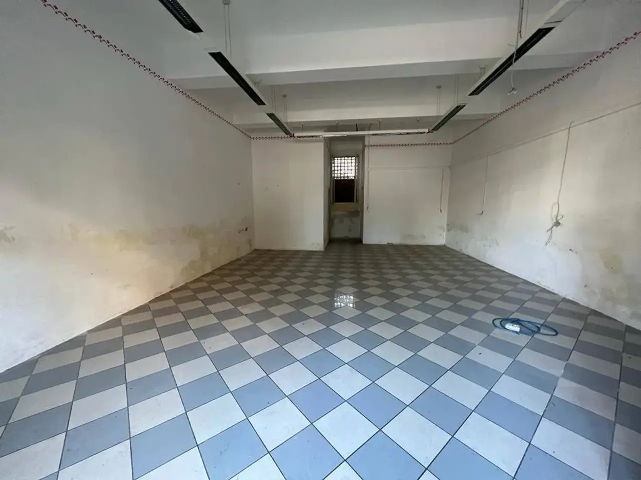 Locale commerciale in Via II Giugno, 33/a, Certaldo, Firenze, Certaldo, {3} - Foto 1