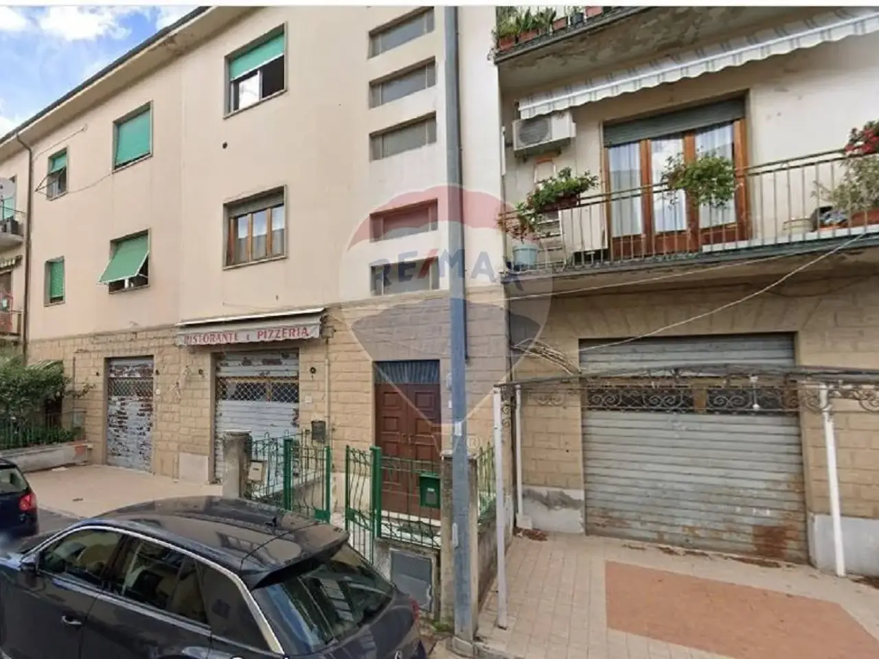 Negozio in Via Trieste 53, San Giovanni Valdarno, {3} - Foto 1