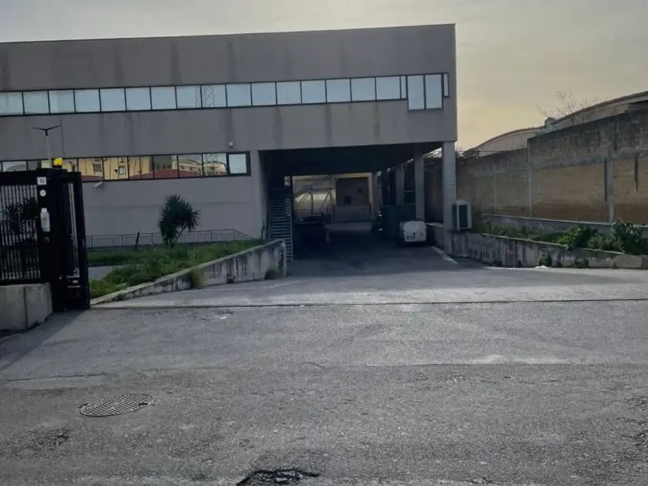 Capannone in Via Ettore Majorana, Palermo, {3} - Foto 1