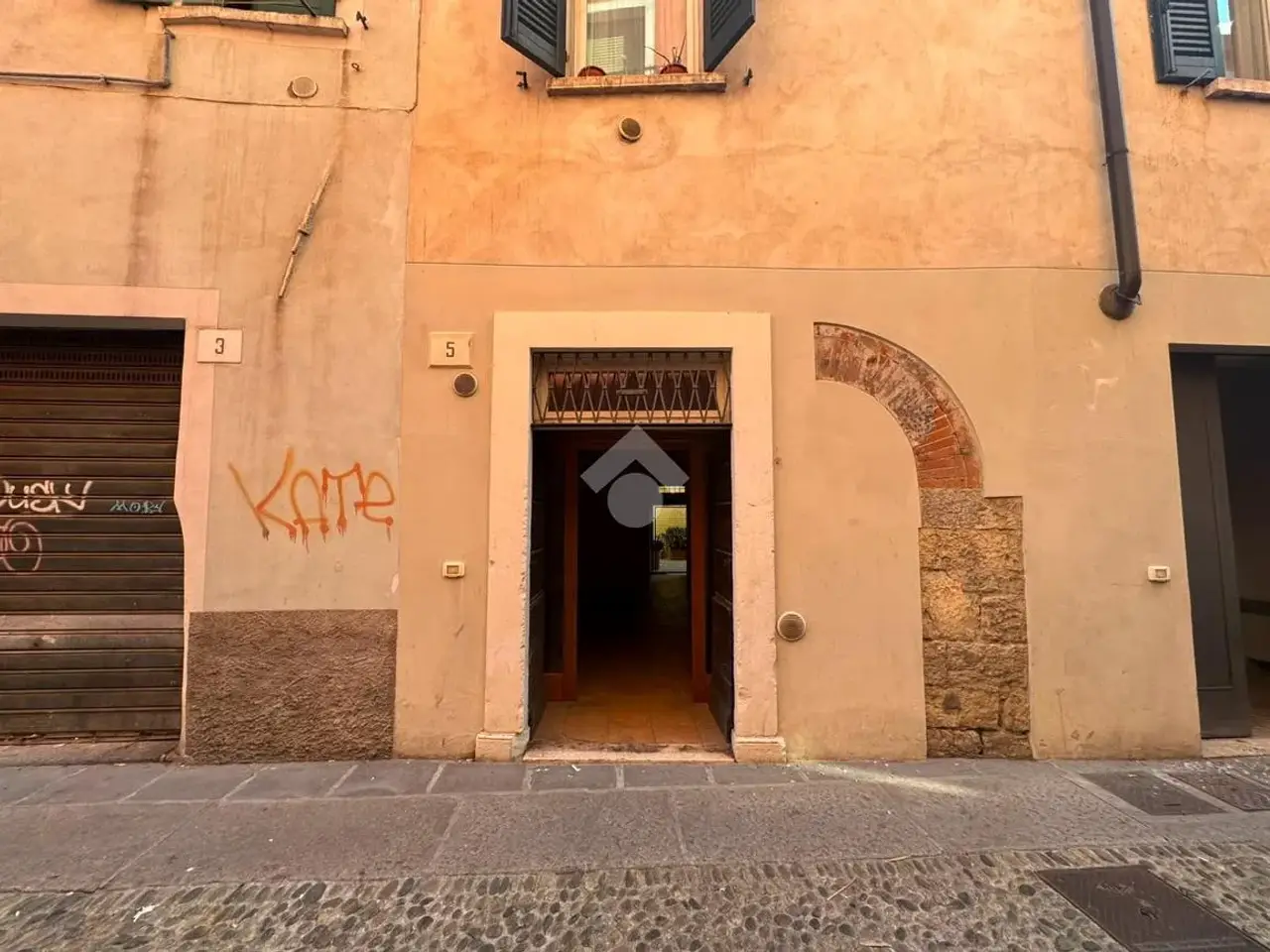 Negozio in Vicolo Urgnani 5, Brescia, {3} - Foto 1