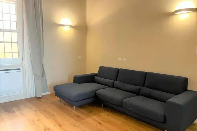 4-room flat in Via Galliera, Bologna - Photo 1