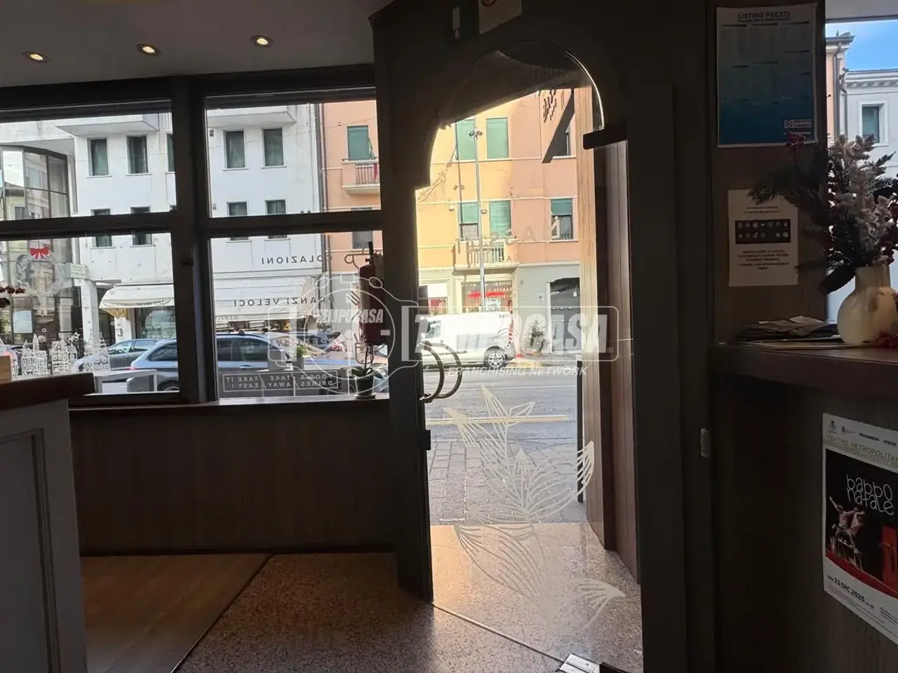 Negozio in Via XIII Martiri 24, San Dona' Di Piave, {3} - Foto 2
