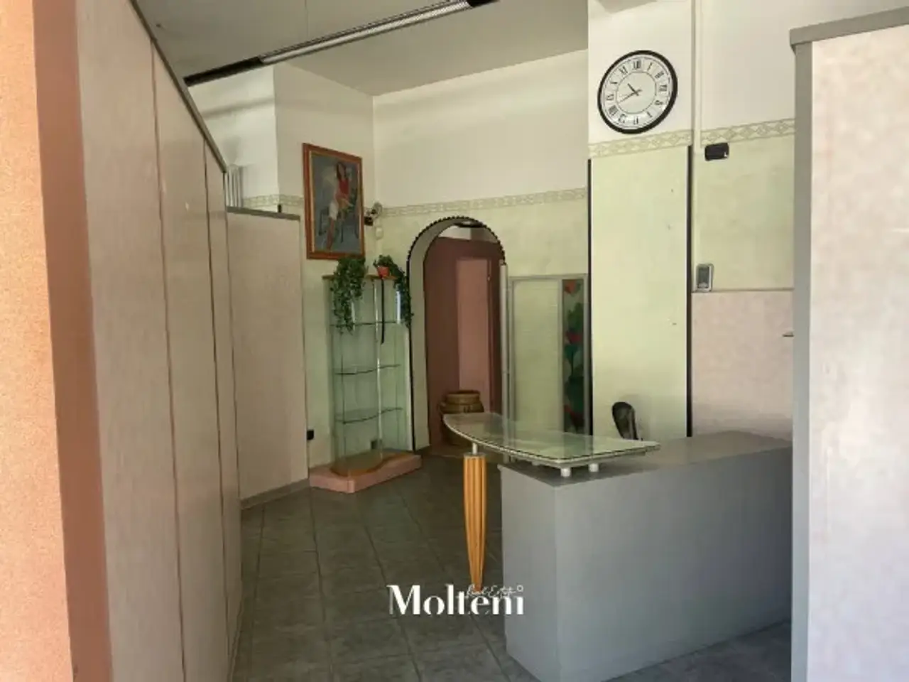Negozio in Via dei Partigiani 15/B, Mandello Del Lario, {3} - Foto 1