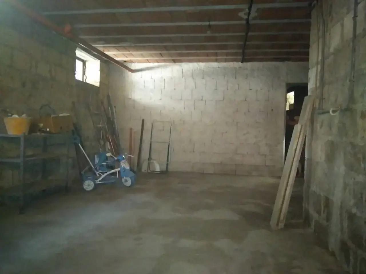 Magazzino in Via San Giovanni, Santa Maria Capua Vetere, {3} - Foto 1