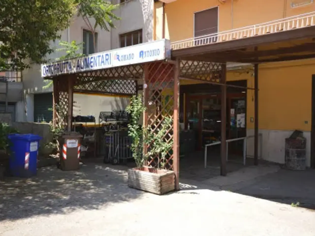 Locale commerciale in Corigliano-Rossano - Via Verbano, 5, Corigliano-Rossano, {3} - Foto 2