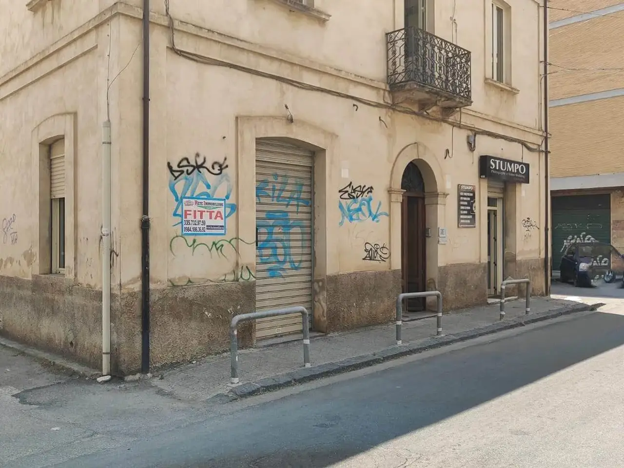 Negozio in Via XXIV Maggio, Cosenza, {3} - Foto 1