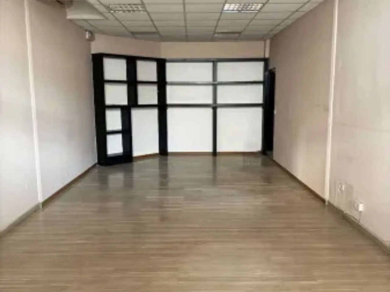 Negozio in Via Po 22, Teramo, {3} - Foto 1