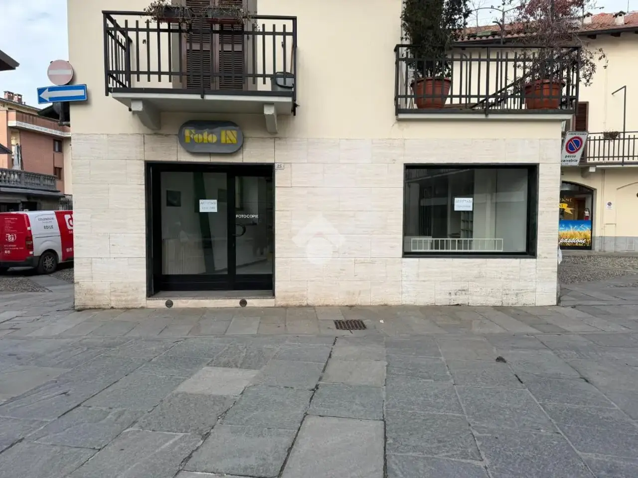 Negozio in Piazza Italia 25, Ranica, {3} - Foto 2