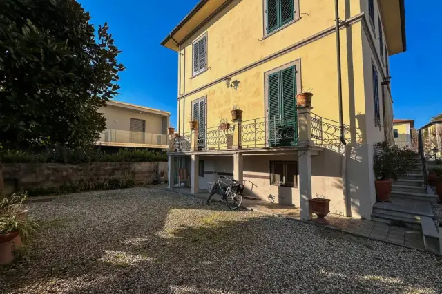 Villa unifamiliare in vendita, Via per Corte Capanni 191, Lucca - Foto 1