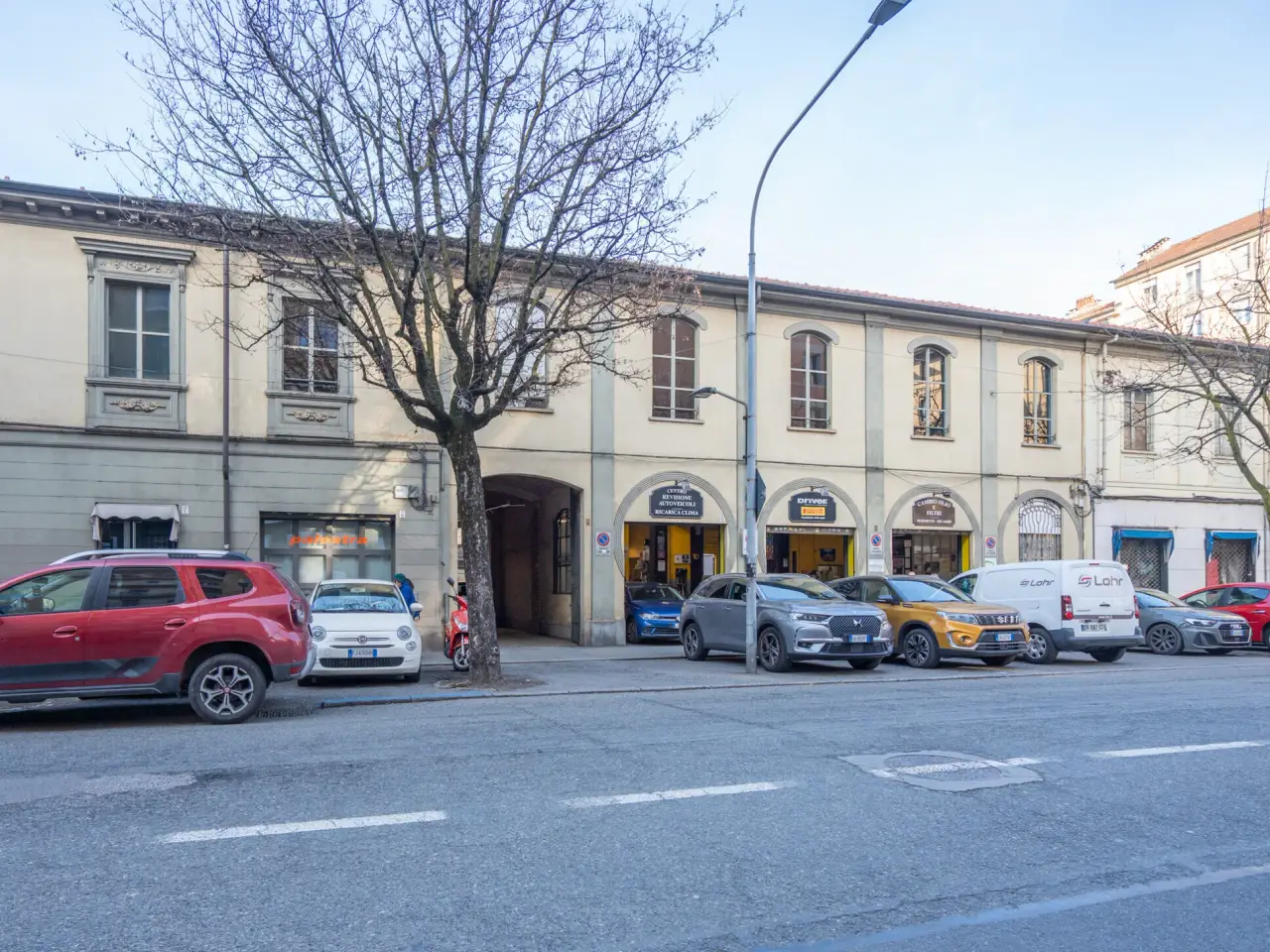 Fabbricato misto in Corso Raffaello 17, Torino, {3} - Foto 2