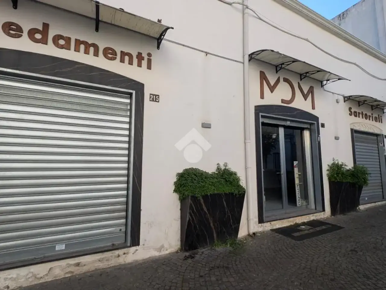 Negozio in Via Vittorio Emanuele III' 169, Frattamaggiore, {3} - Foto 1
