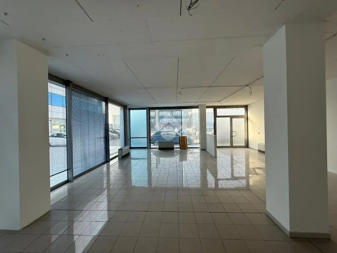 Ufficio in Via Marco Corner 89, Thiene, {3} - Foto 1
