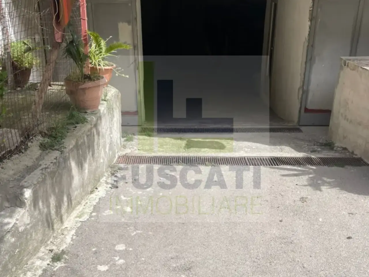 Magazzino in Via dei Quattro Martiri, Masseria Grande, Mugnano di Napoli, Napoli, Campania, 80018, Italia, Mugnano Di Napoli, {3} - Foto 1