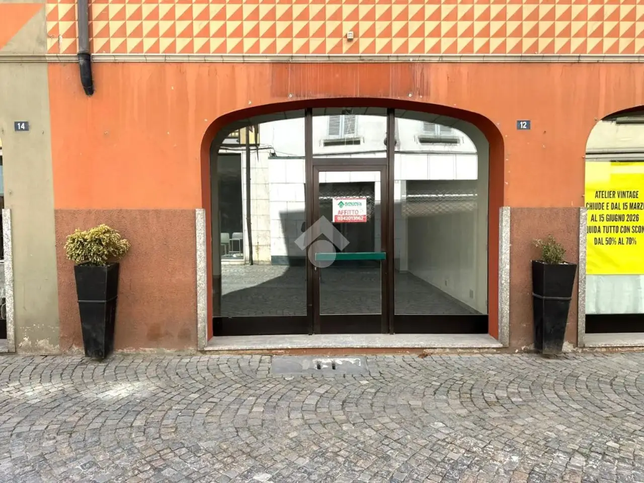 Negozio in Via XX Settembre 26, Tirano, {3} - Foto 1
