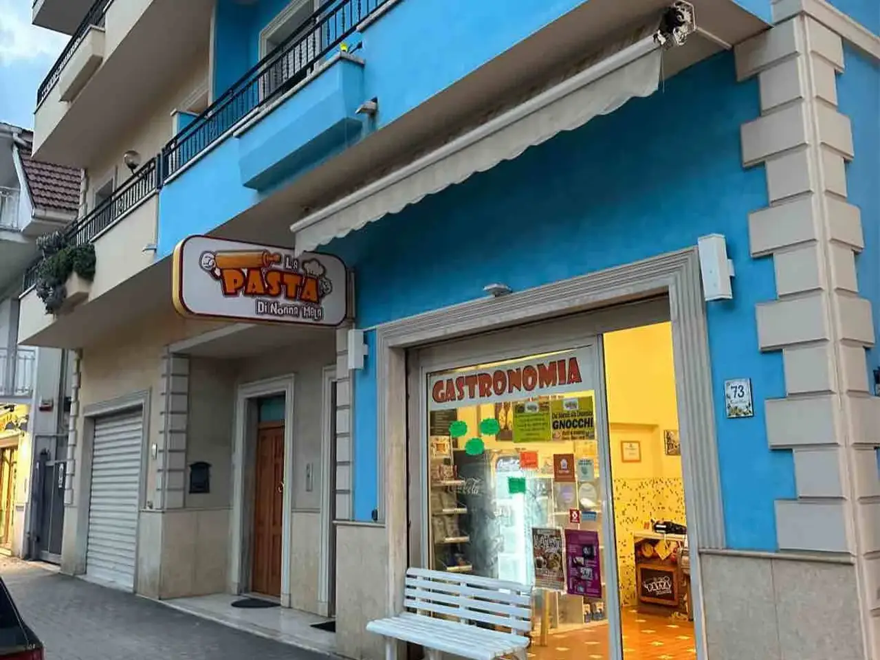 Esercizio commerciale in Via del Mare 73, San Benedetto Del Tronto, {3} - Foto 1