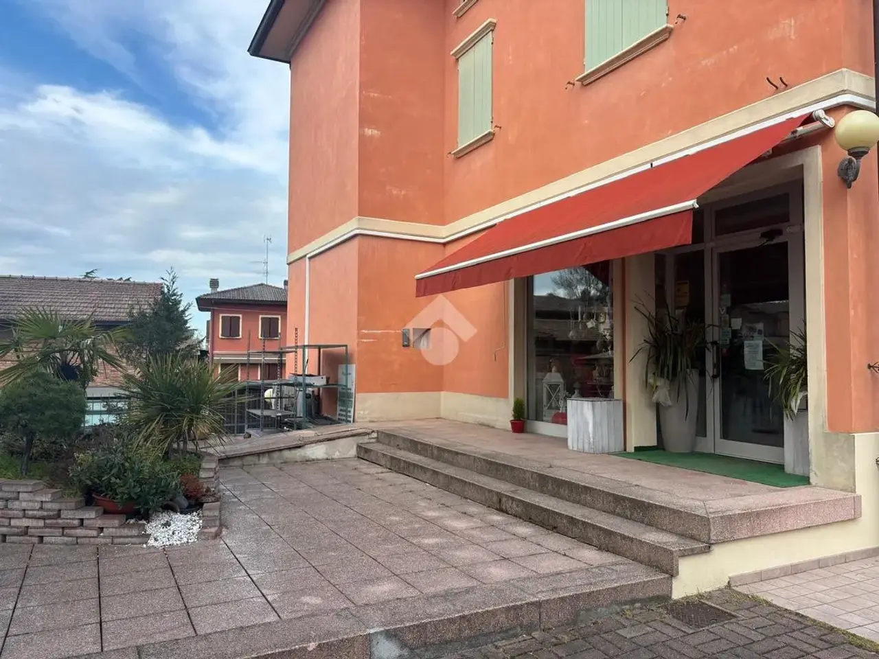 Negozio in Via C. Prampolini 1, Quattro Castella, {3} - Foto 2