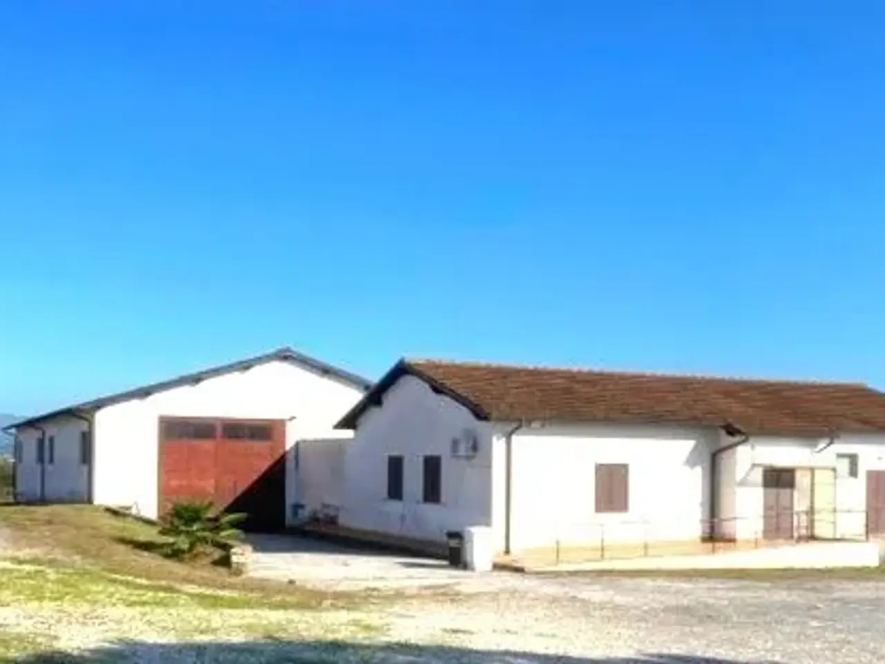 Palazzina commerciale in , Fiano Romano, {3} - Foto 2