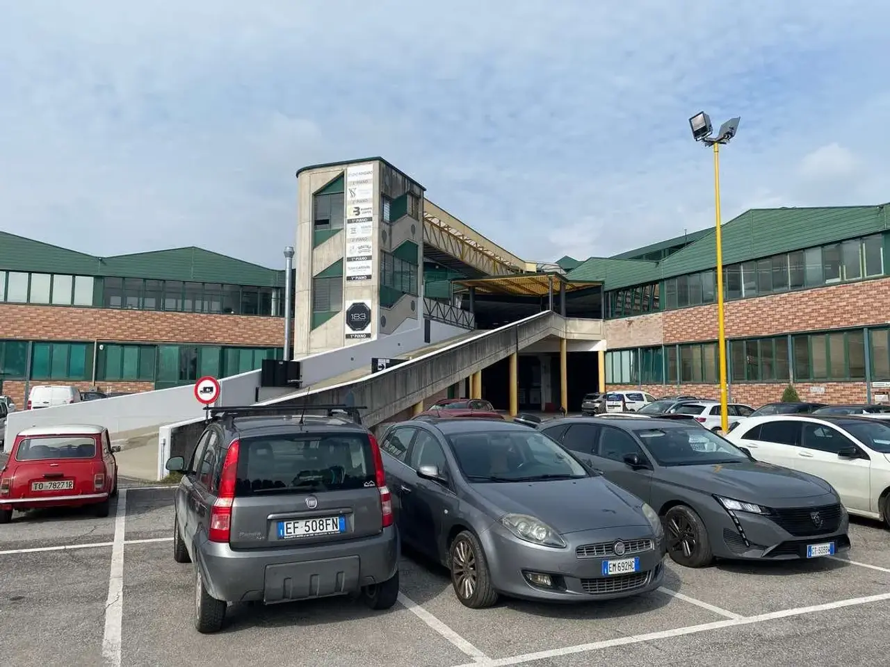 Capannone in , Vicenza, {3} - Foto 1