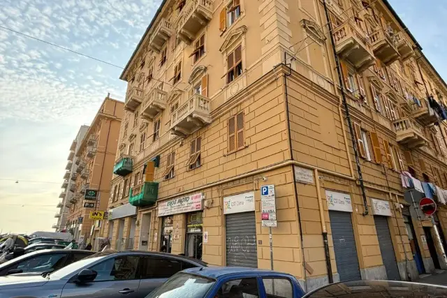 Ufficio condiviso in Via Giuseppe Casaregis, Genova - Foto 1