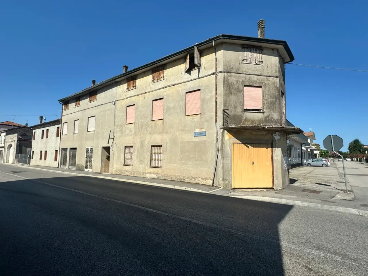 Palazzina commerciale in Via Matteotti 1, Pojana Maggiore, {3} - Foto 2