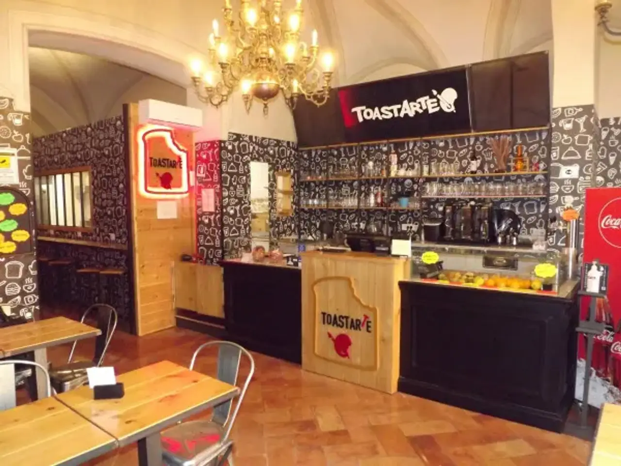 Ristorante in Via Giuseppe Piermarini, Foligno, {3} - Foto 1