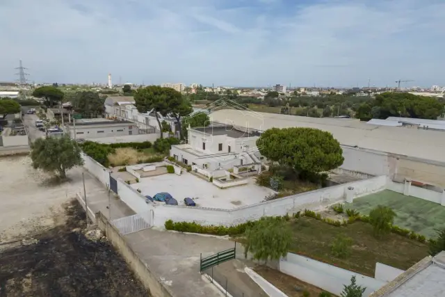 Villa in Strada Santa Caterina 18, Bari - Foto 1