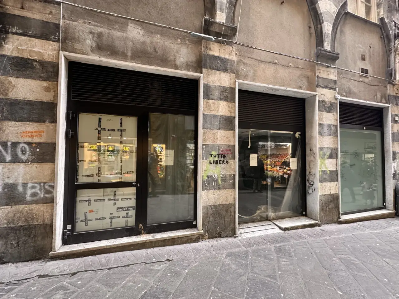 Negozio in Via San Luca 23, Genova, {3} - Foto 1